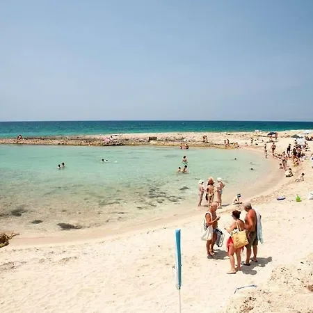 Salento Al Mare 3* تافيانو